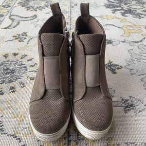 Wedge Sneakers - Taupe - Size 6